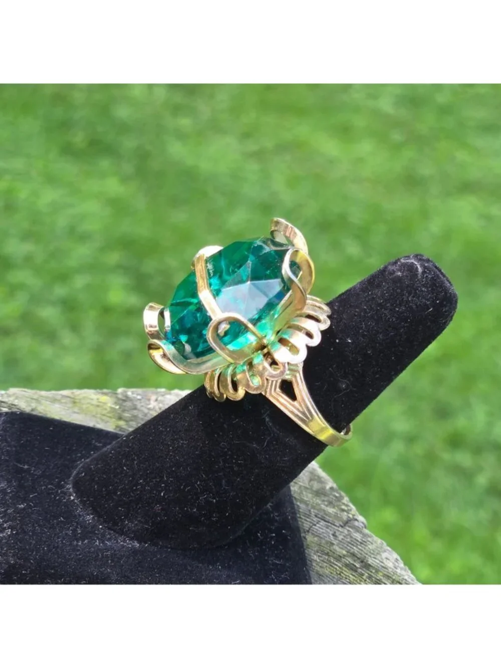 MCM Cocktail Ring Faceted Emerald-Green Crystal Gold-Tone Open-Work Statement